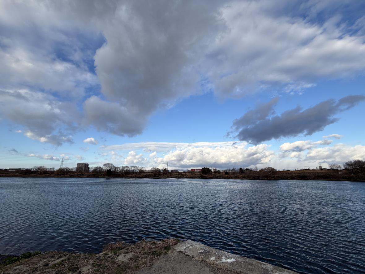 名古屋市の河川敷